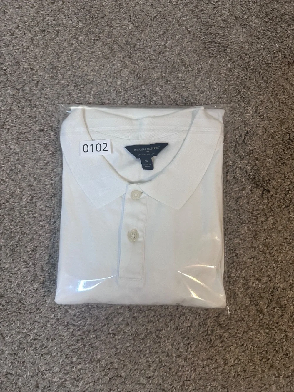 Mens Medium White Banana Republic Luxe Touch Performance Polo